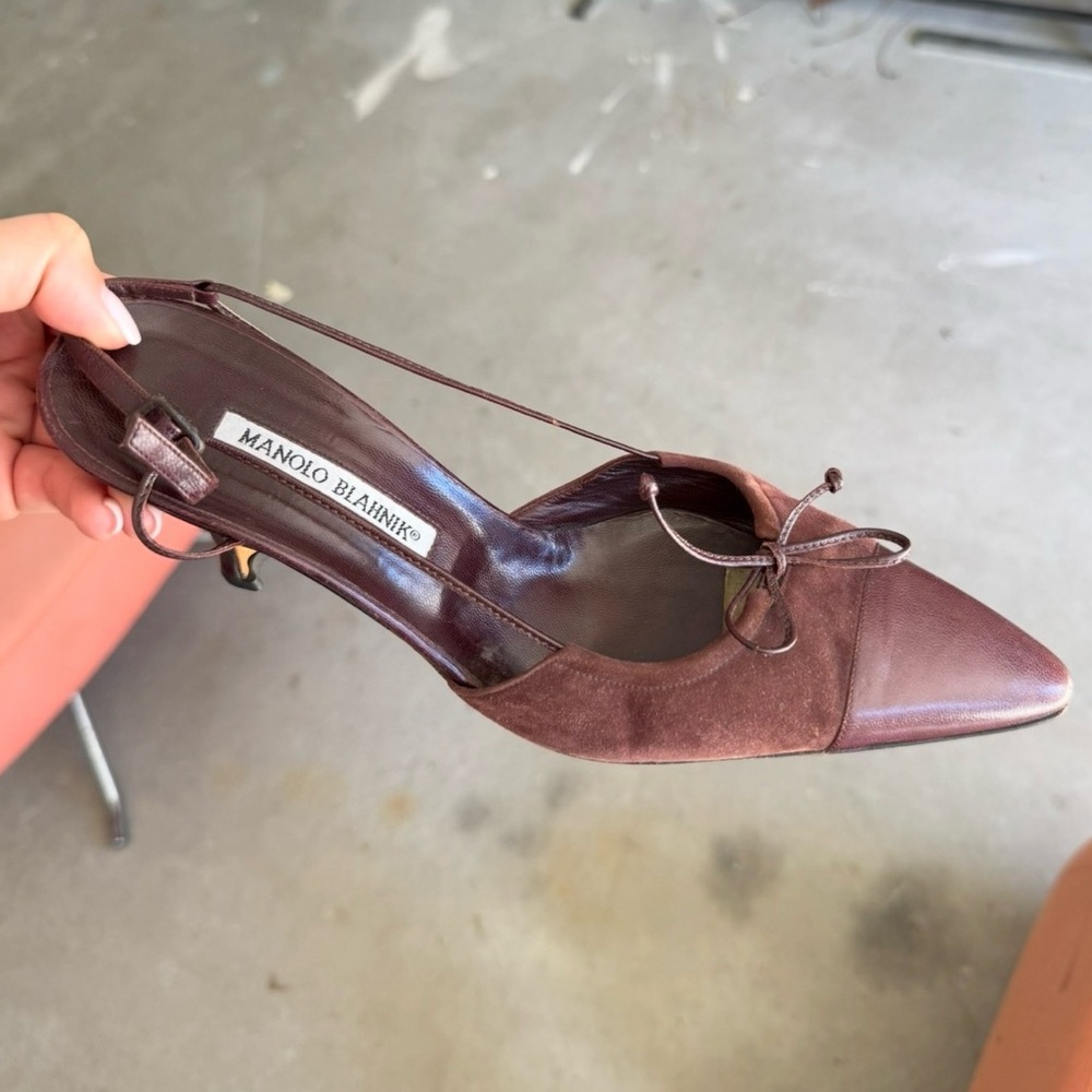 Manolo Blahnik Dark Brown Suede & Leather Pointed Slingback Heels